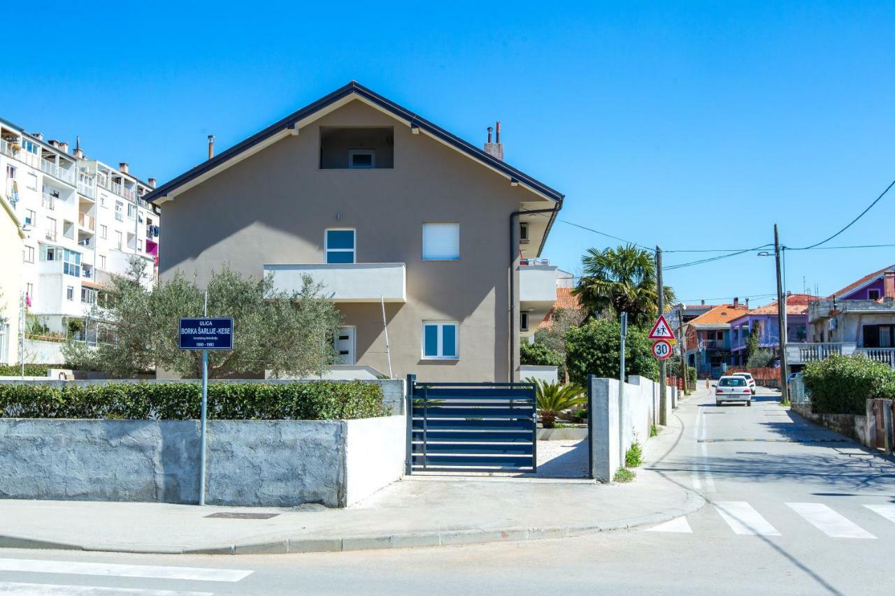 Lolly Zadar