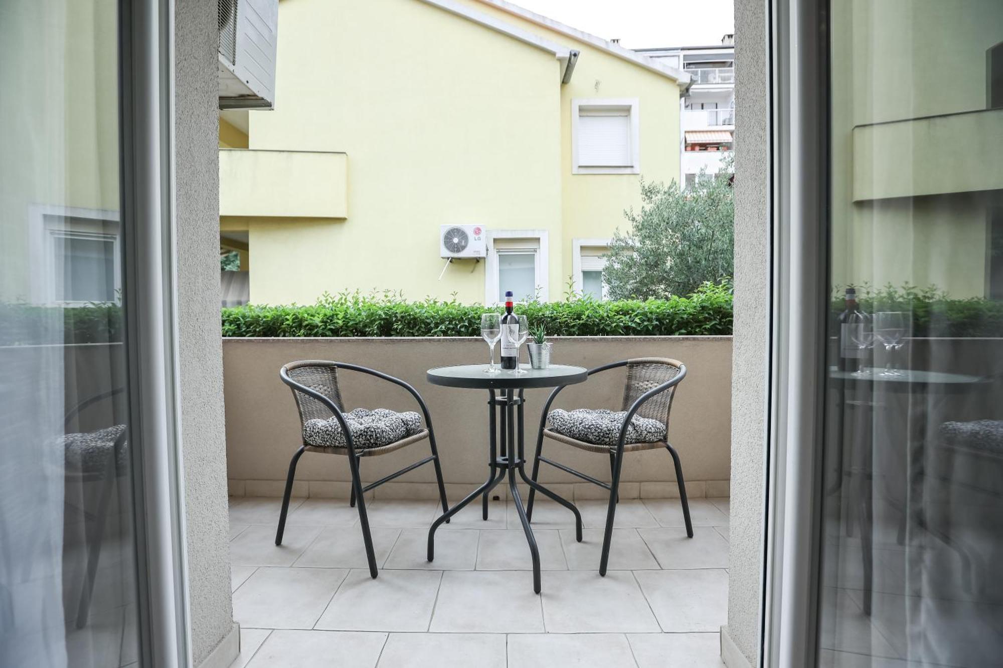 Lolly Apartment