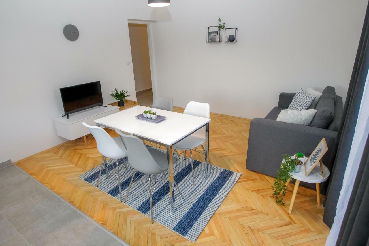 Apartment Lolly
